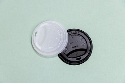 Couvercle de tasse de couleur naturelle rabattable standard CPLA 90 mm